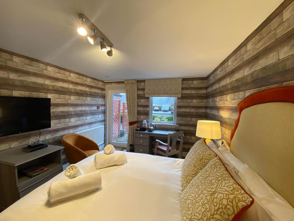 Achray House Restaurant With Rooms Saint Fillans Exterior foto